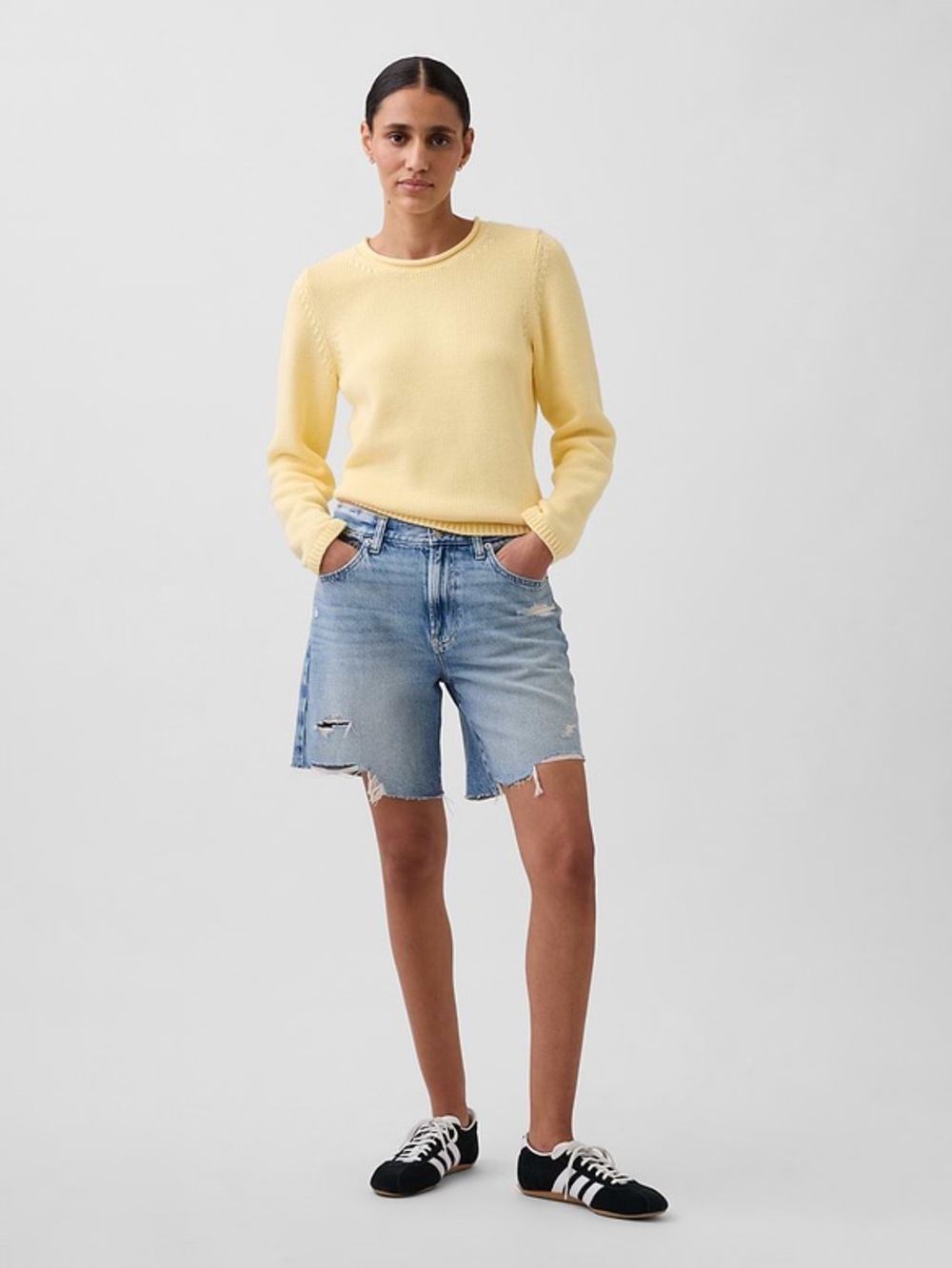 Gap 8”Mid Rise 90 Loose Denim Bermuda Shorts